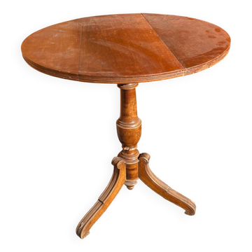 Table d’appoint en noyer XIXème