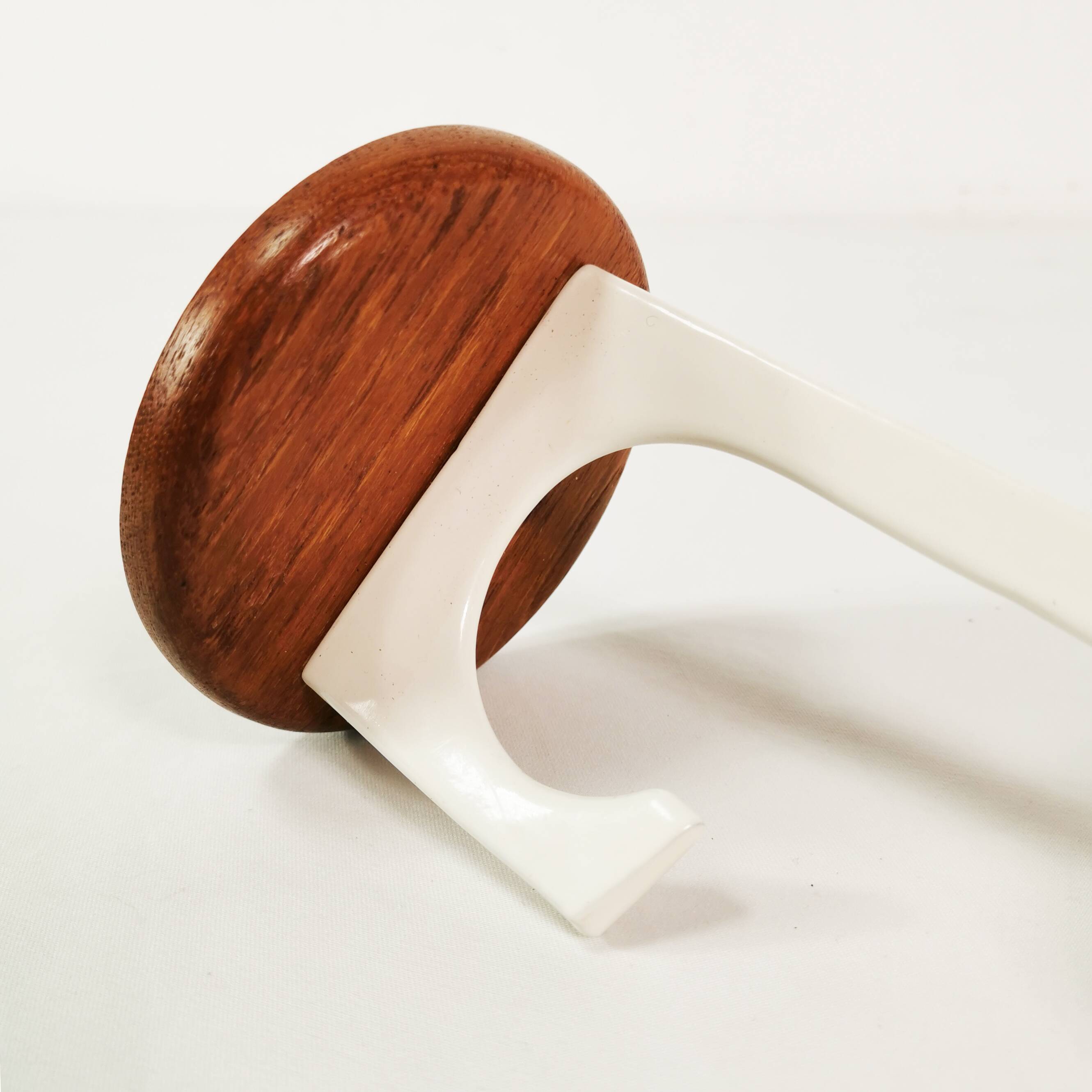 Wall hanger, origin Germany, 1970s.