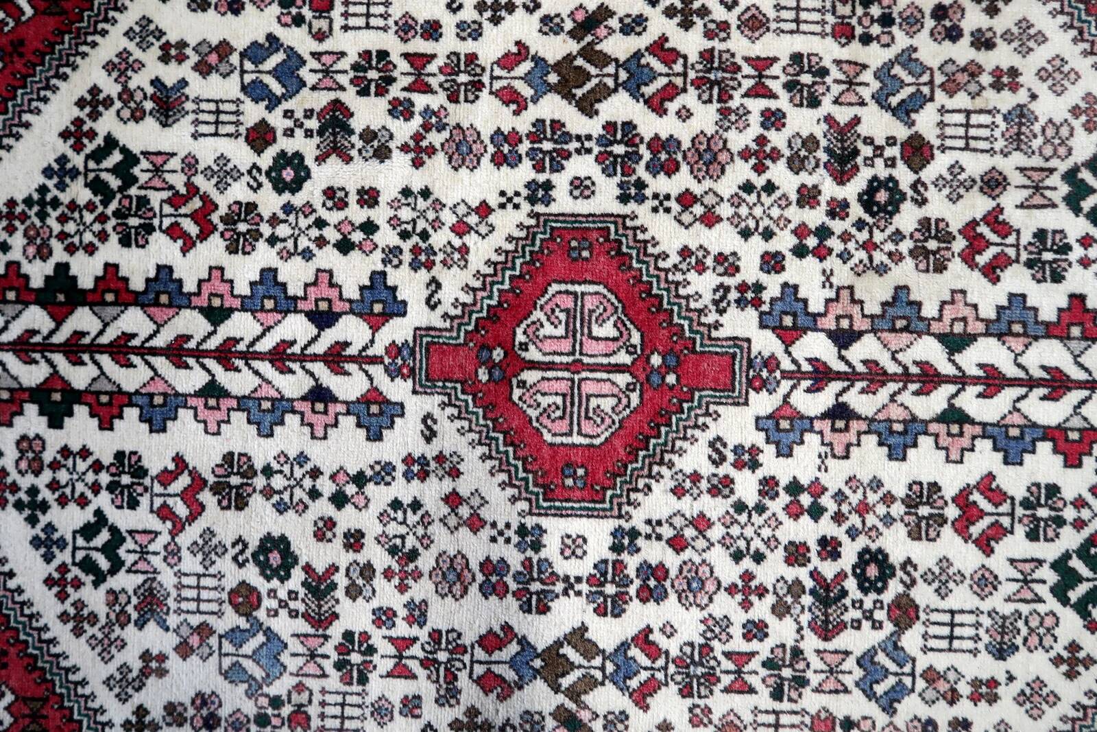 Handmade vintage Persian Malayer rug 98cm x 150cm, 1970s