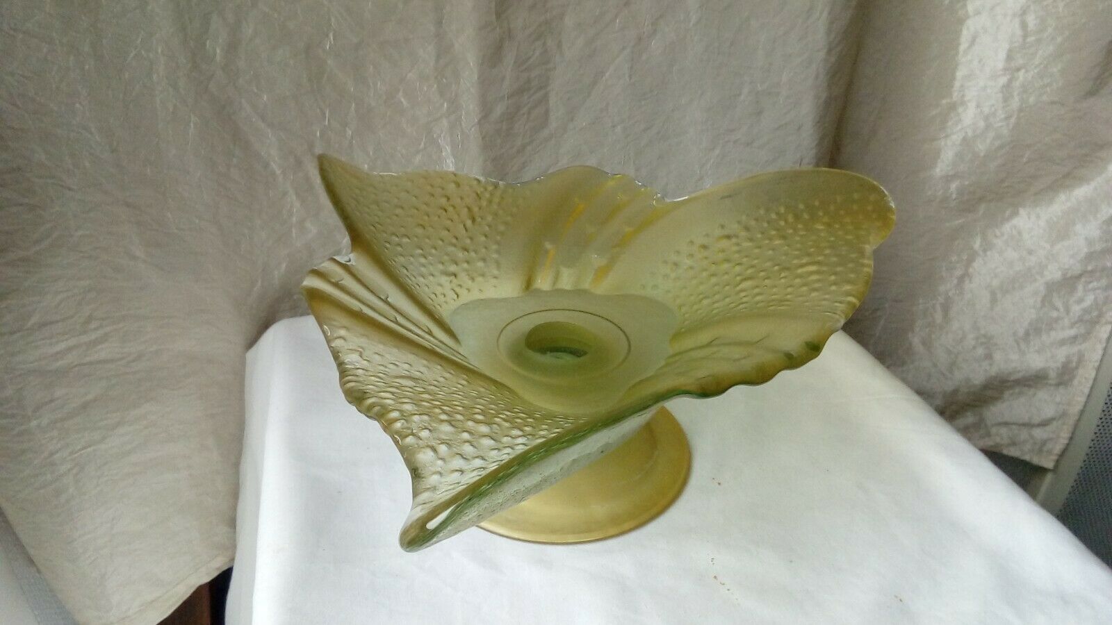 Empty fruit cup frost glass bag piece of contemporary shape 20 eme