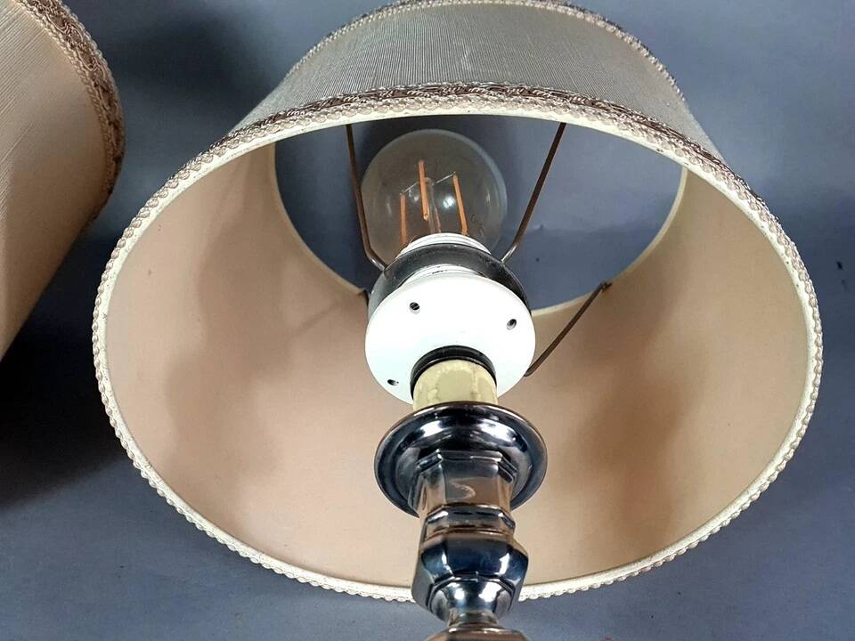 Paire lampes à poser métal argenté flambeaux style Louis XIII Bel état C777