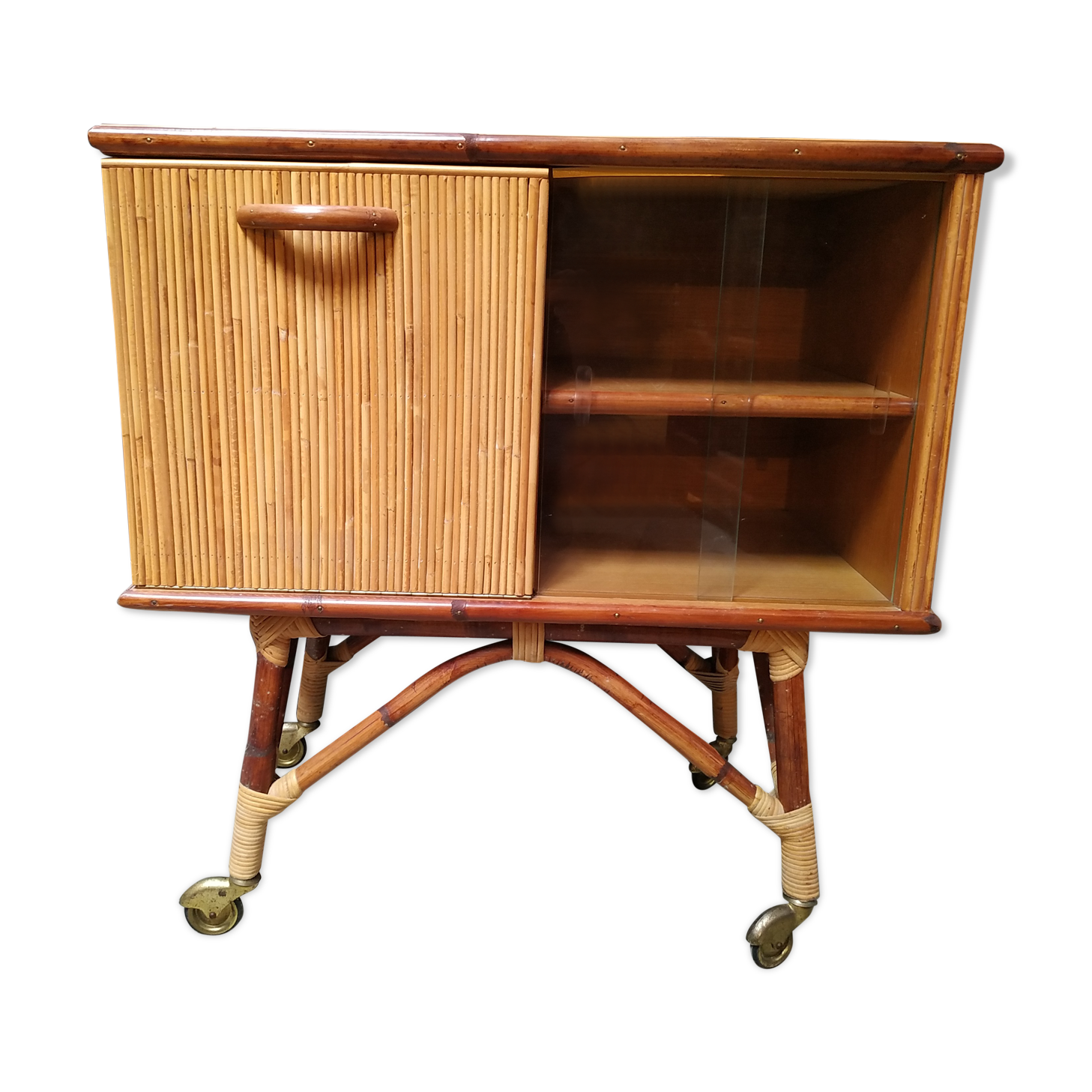 Meuble bar vintage en bambou