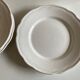 Set de 4 assiettes de Mougins en terre émaillée blanche à godrons