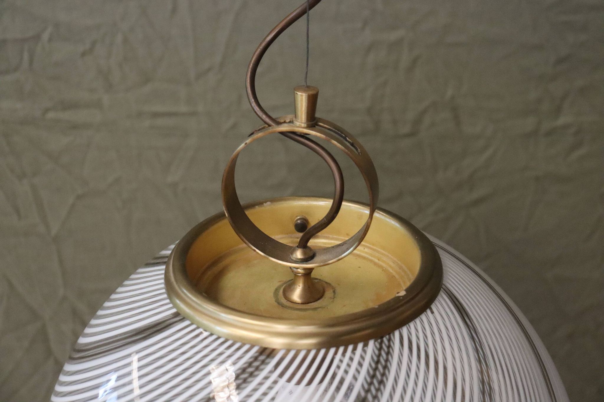 Lustre boule en verre Murano époque 70's