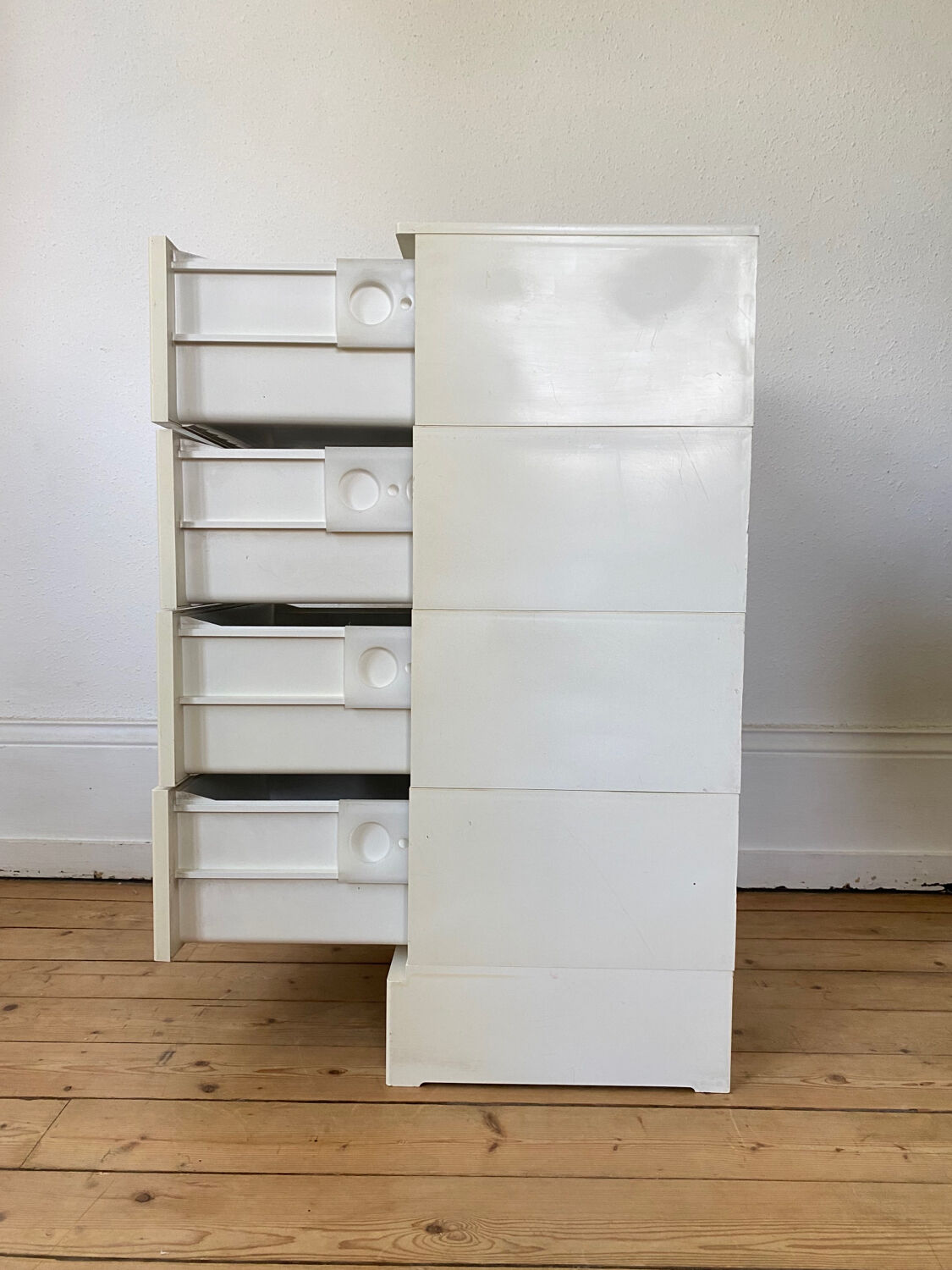 4 drawer chest of drawers