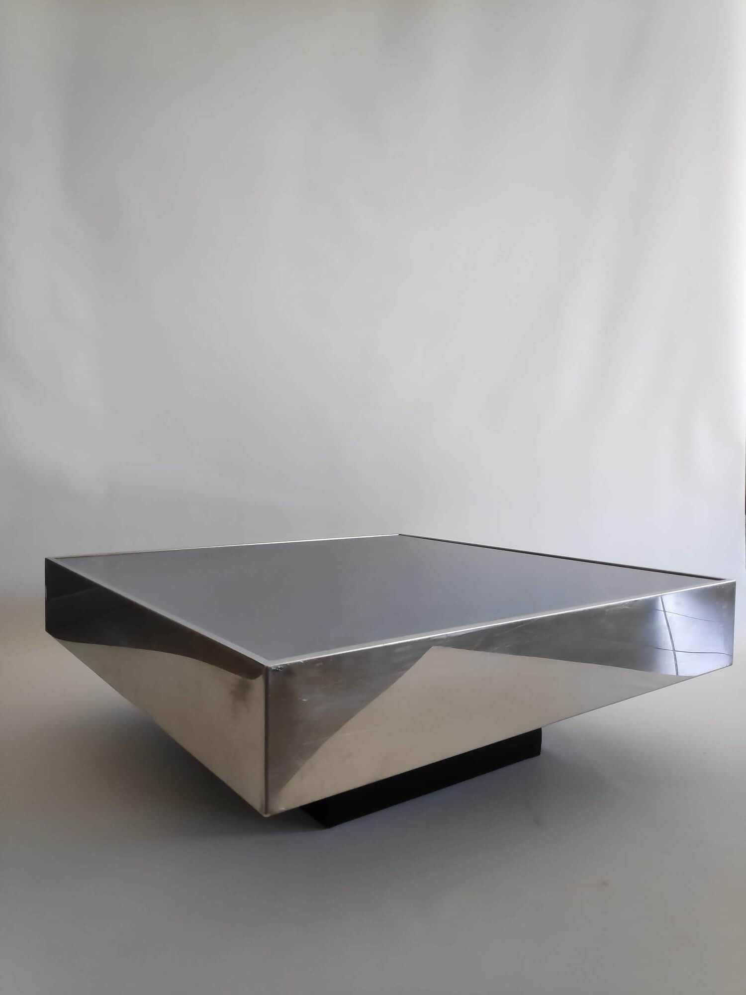 Vintage coffee table in metal and smoked mirror