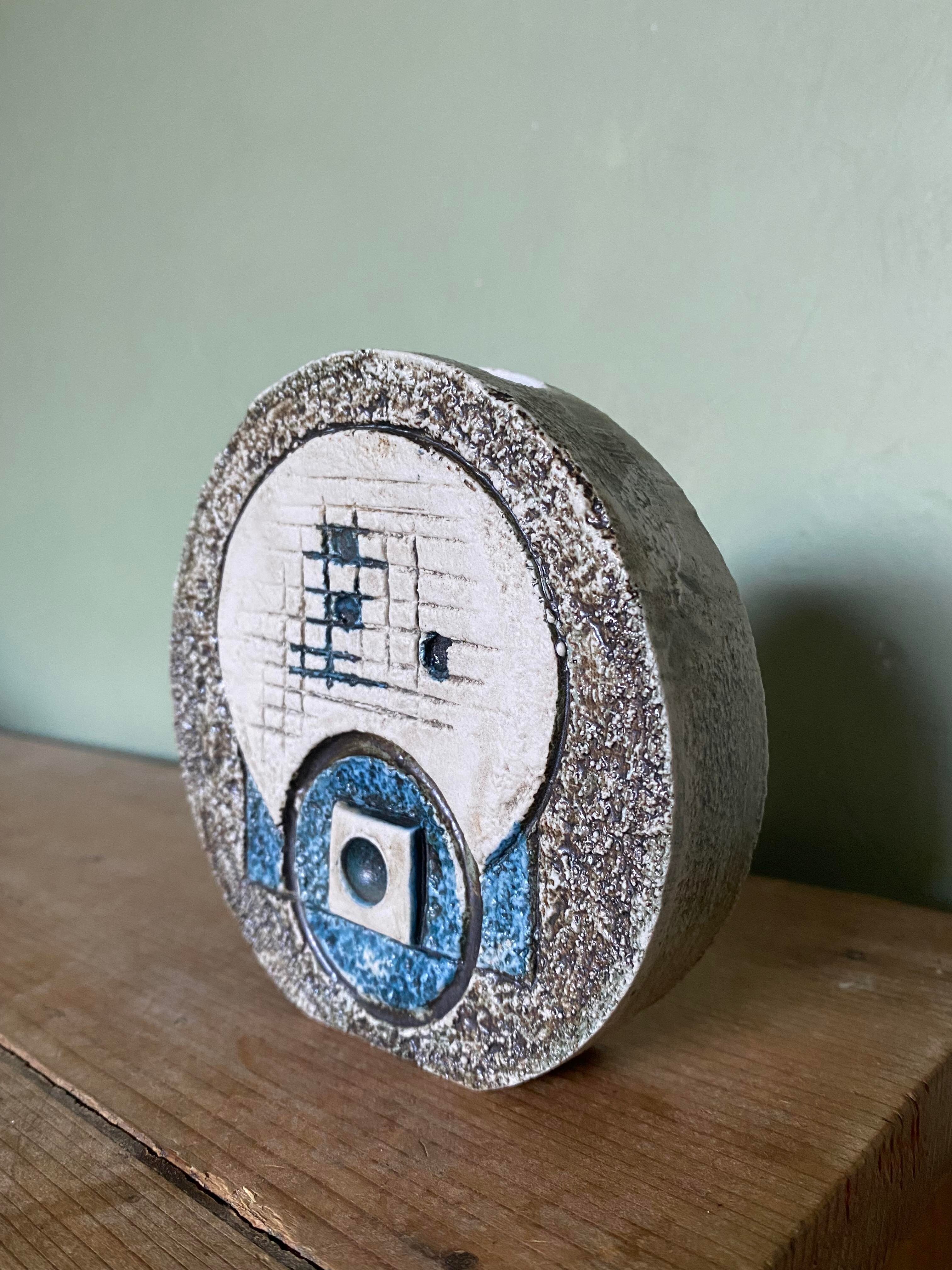 Round vase English ceramic troika