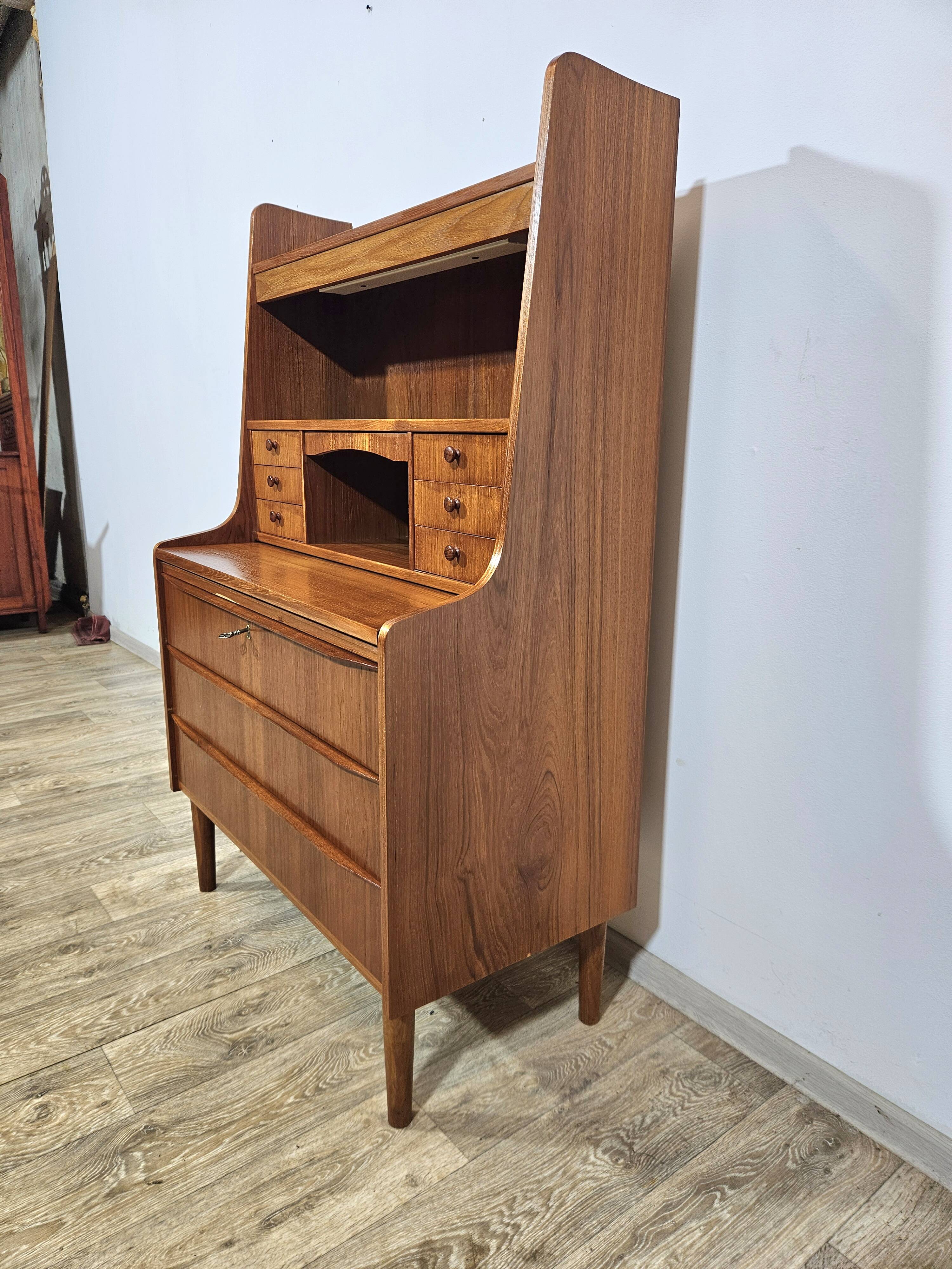 Secretary / Teak dressing table, Danish design, 1960s.