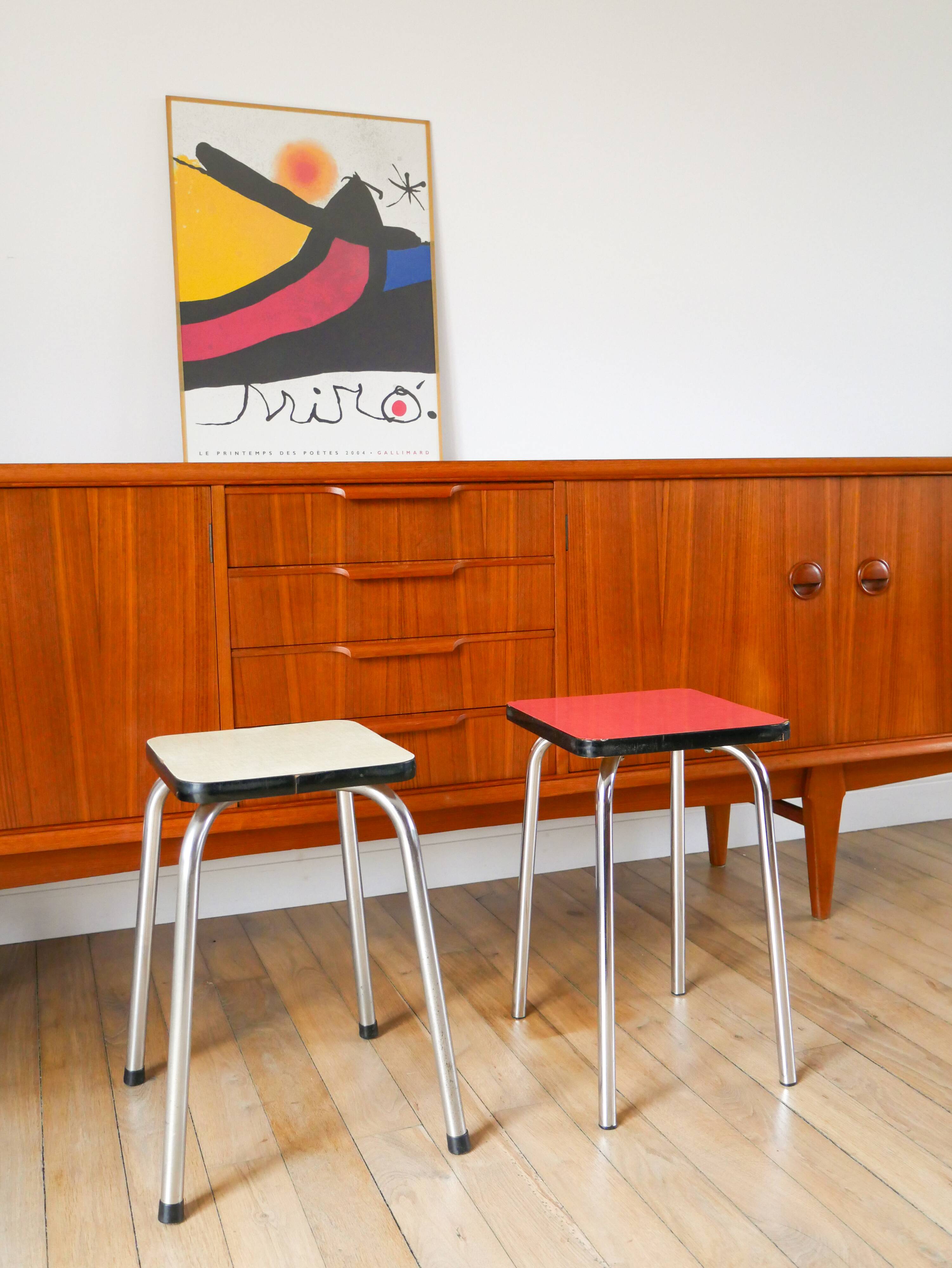 Pair of green and red Formica stools, 1970