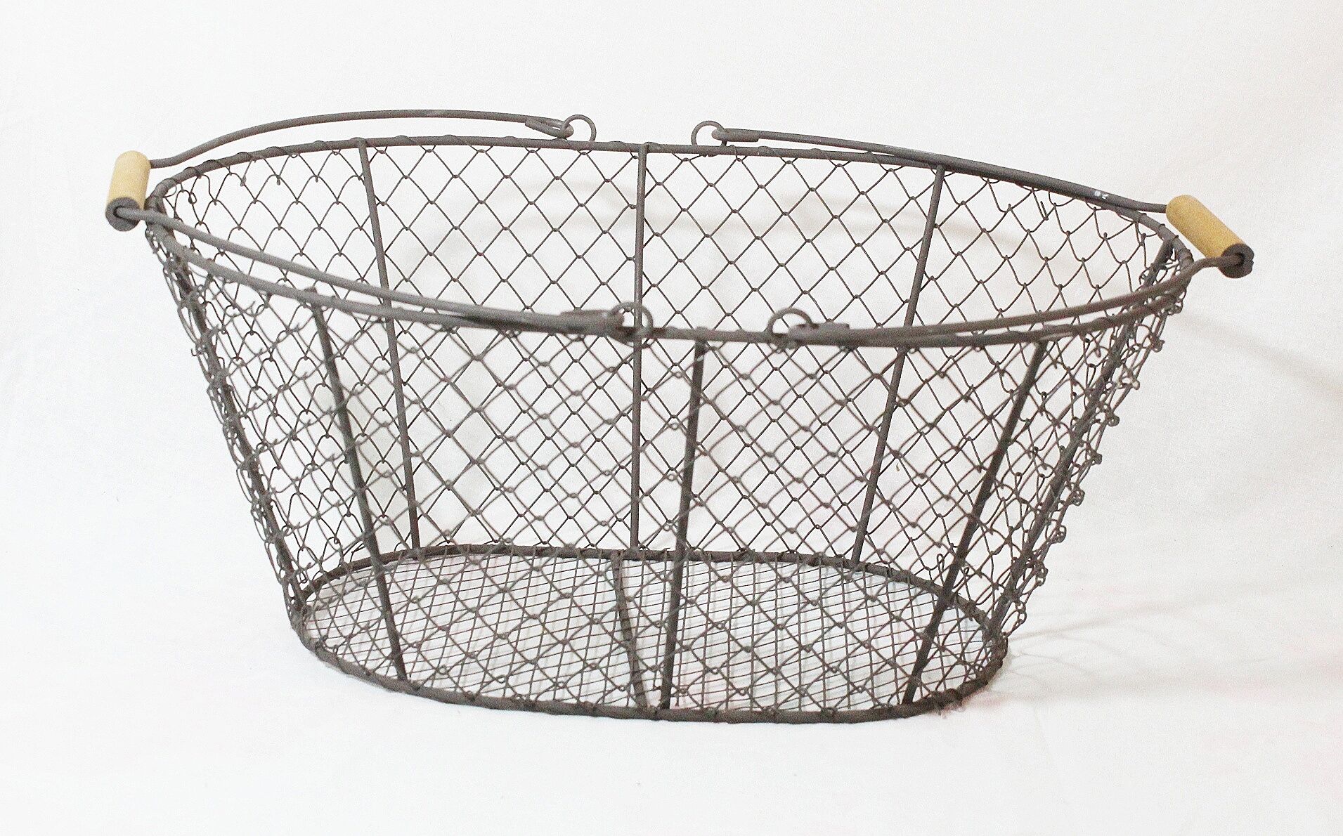 Big vegetable basket in metal