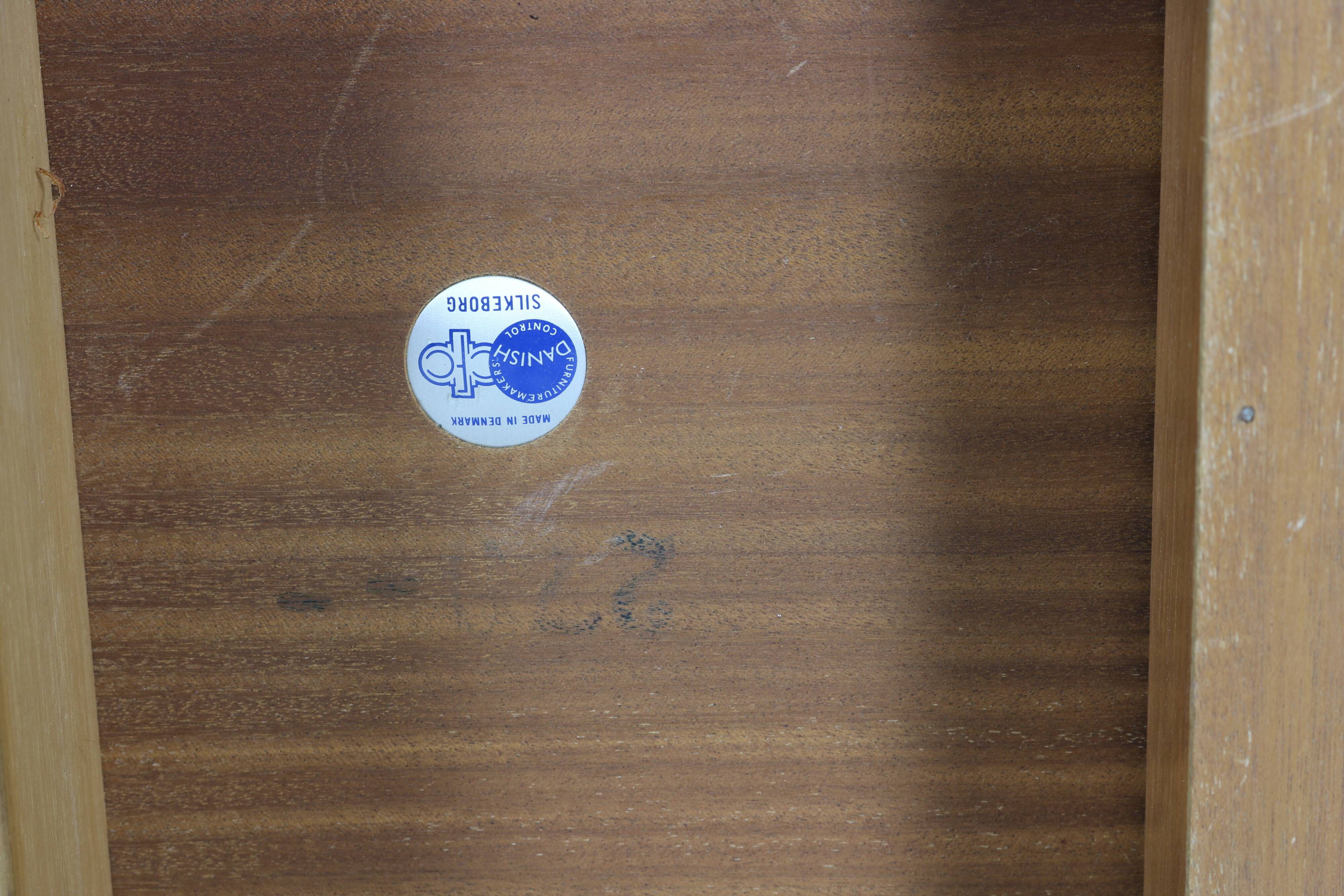 Danish design coffee table by Johannes Andersen for Silkeborg