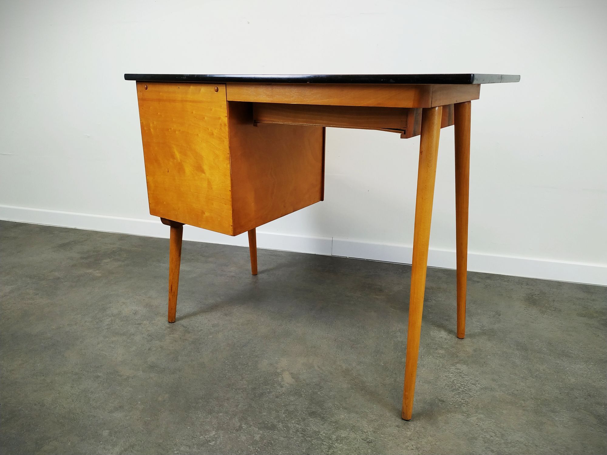 Bureau bois et formica 60's
