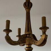 Lustre en bois doré ancien