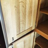 Armoire en bois massif