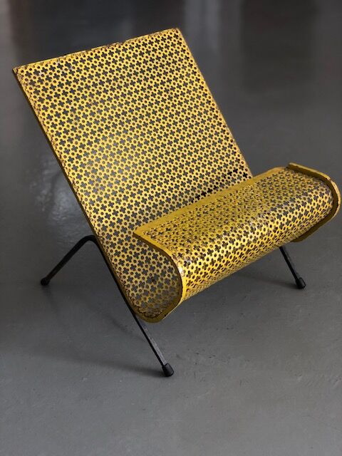 Magazine holders mathieu matego