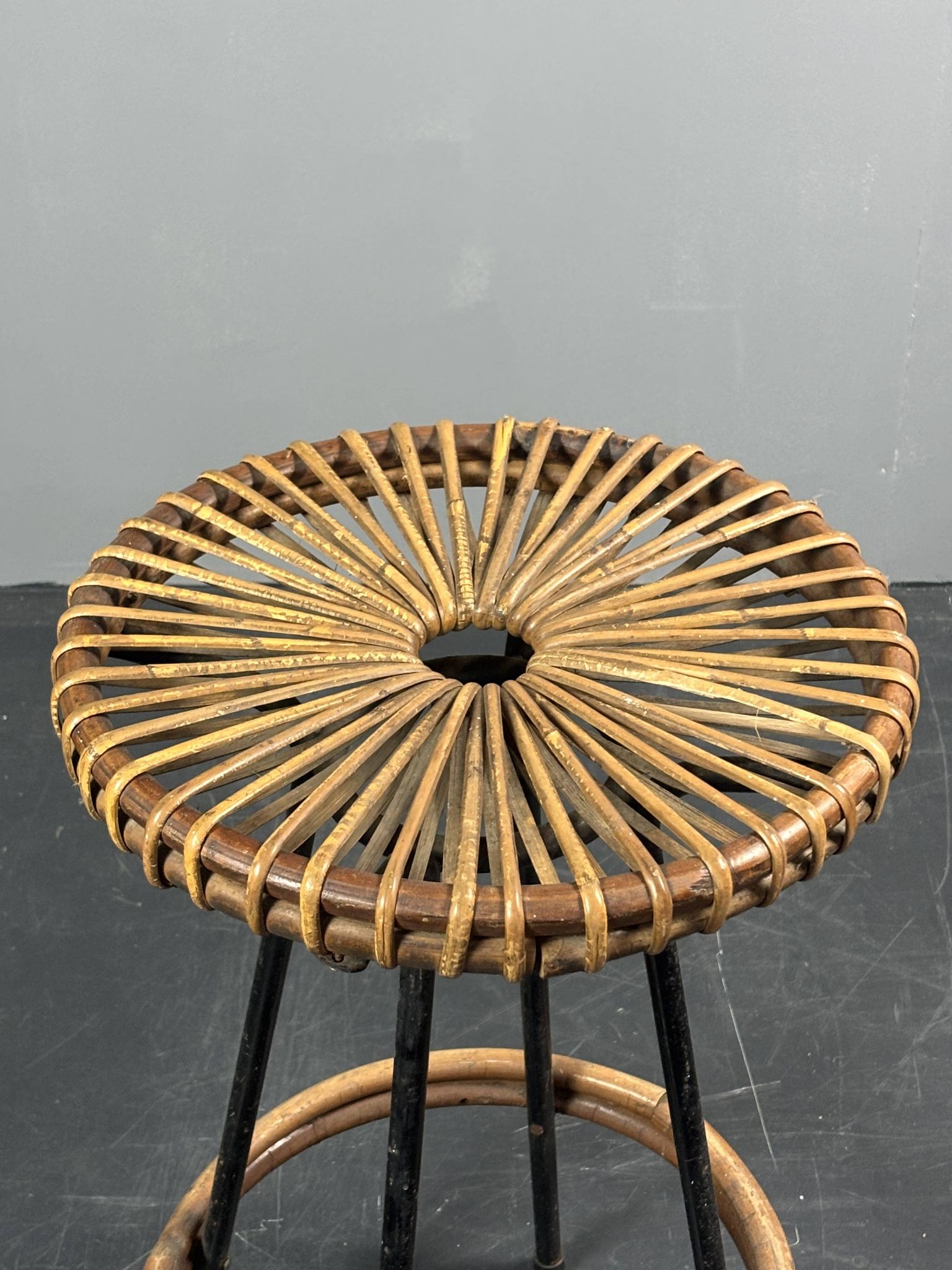 Tabourets de bar en rotin et bambou néerlandais des années 1950 par Rohé Noordwolde.
