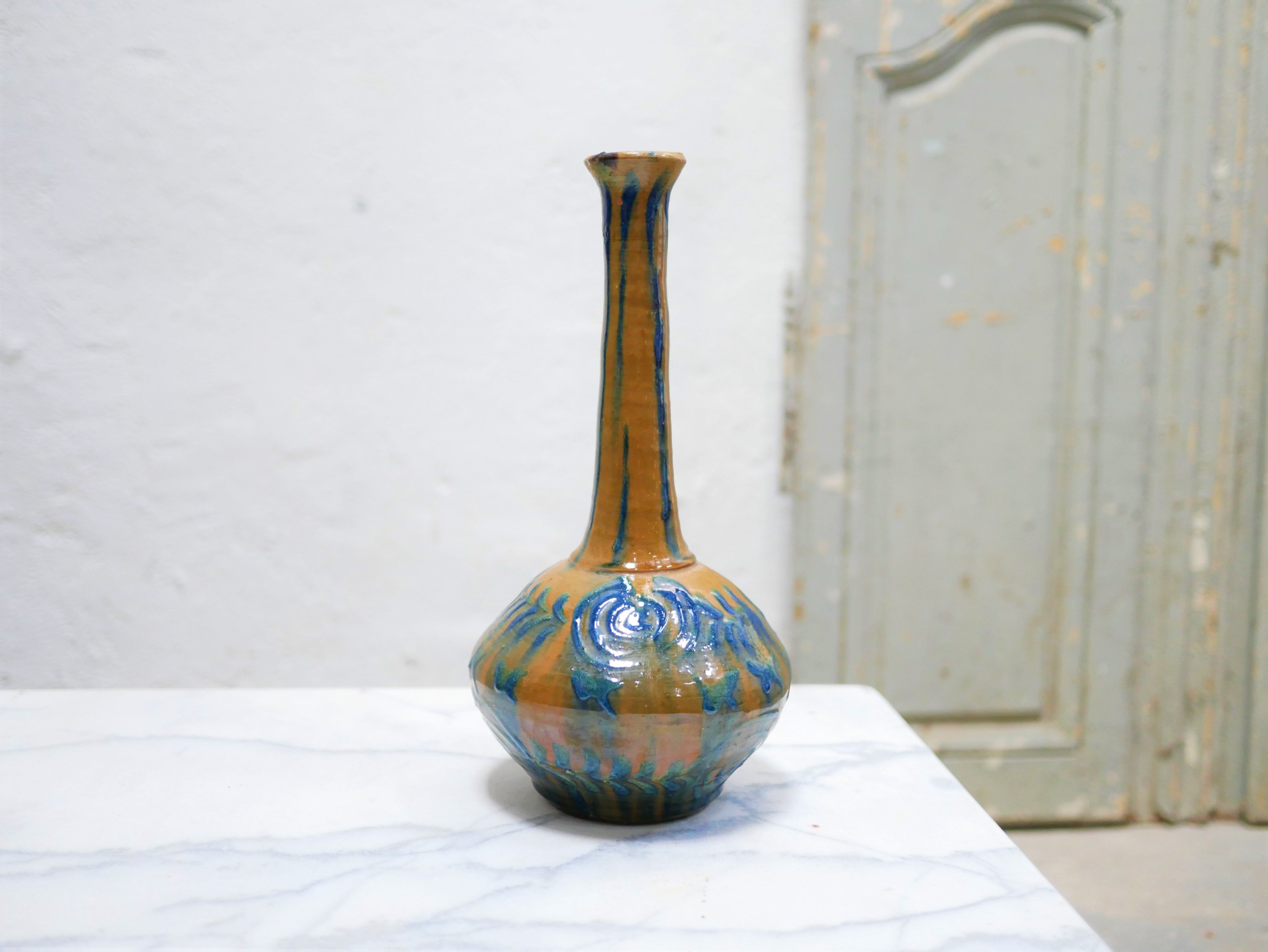 Vintage ceramic soliflore vase