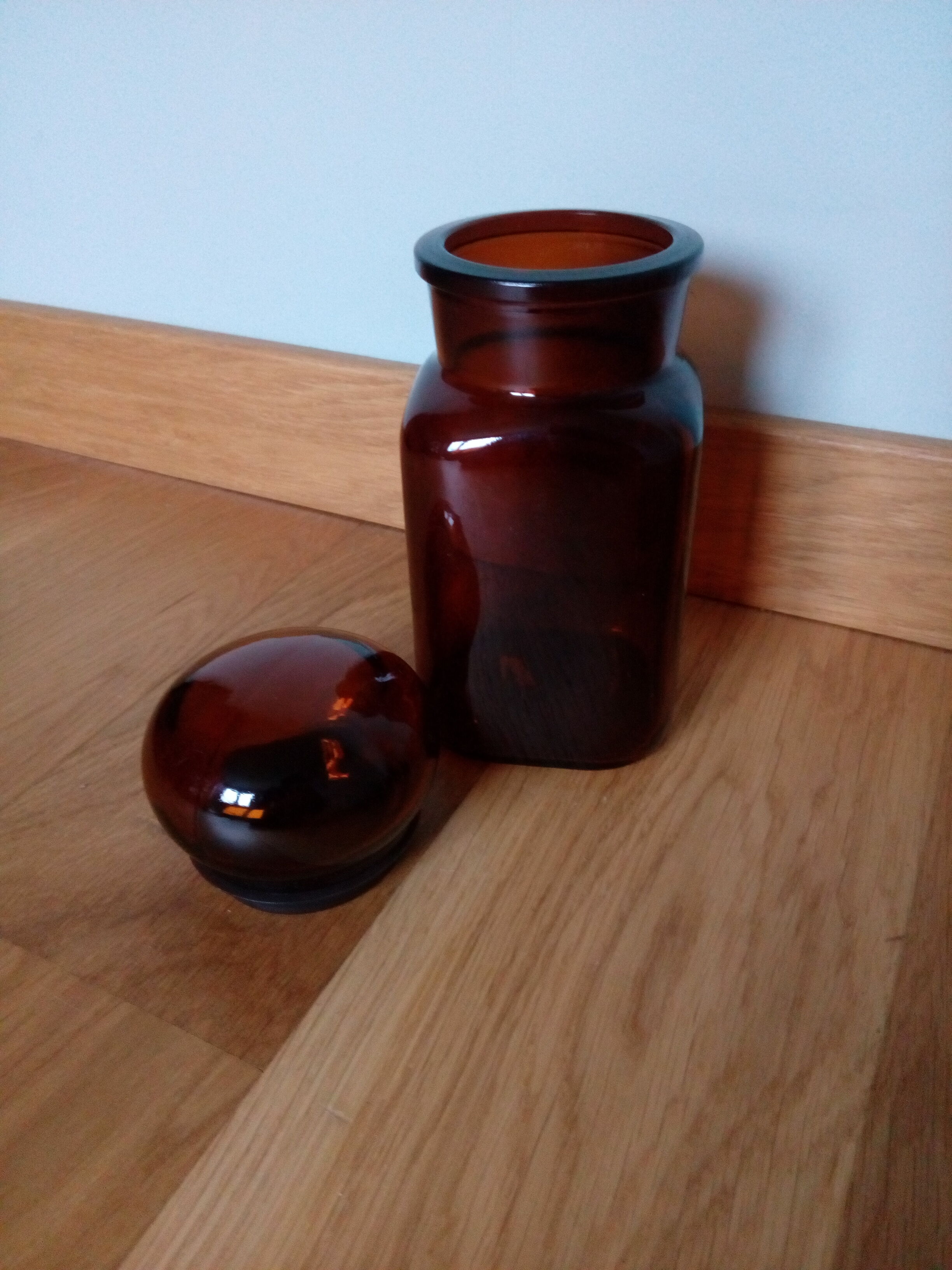 Apothecary bottle with cork