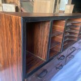 Workshop furniture with compartments and drawers