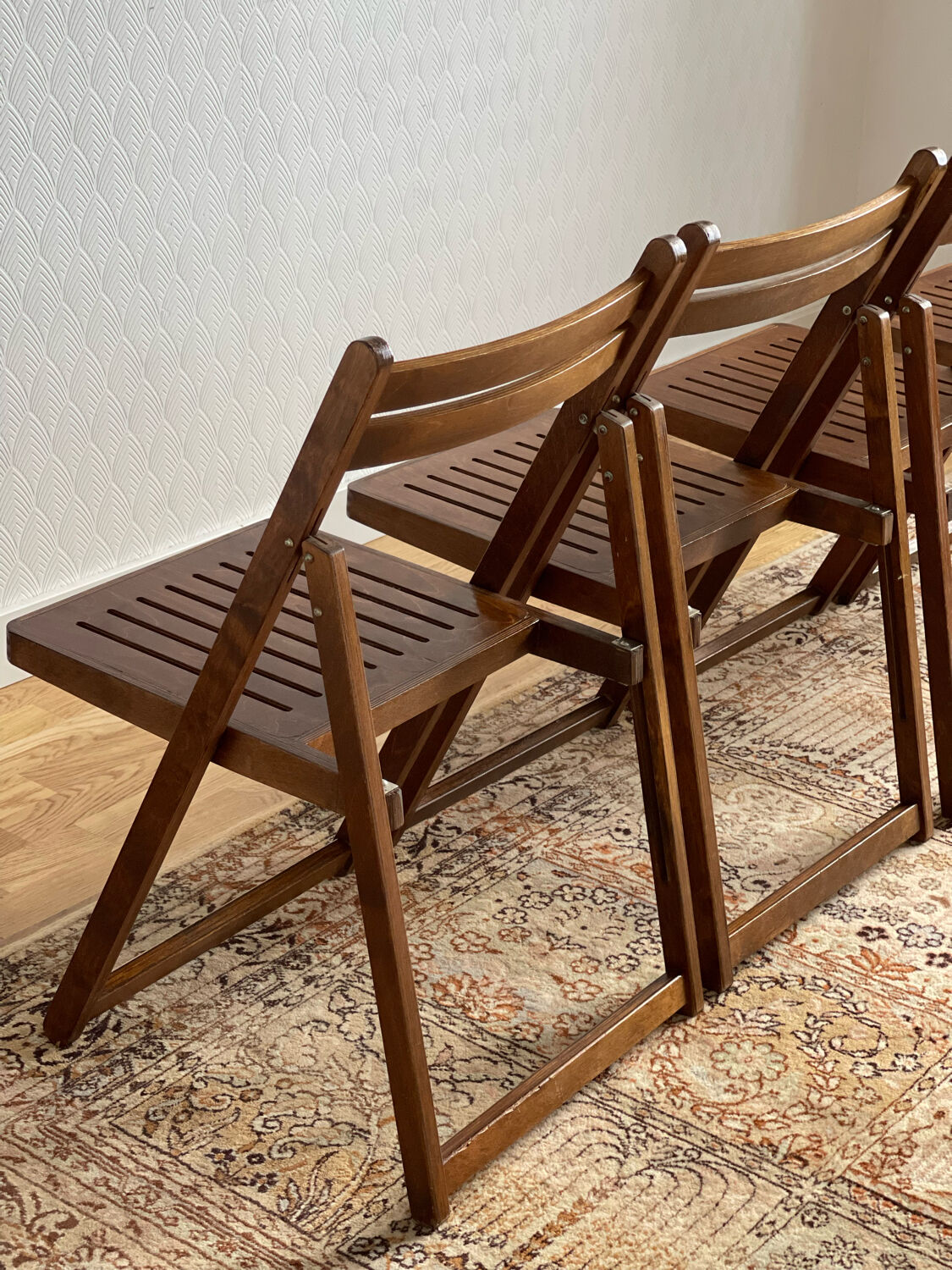 4 folding chairs 1960