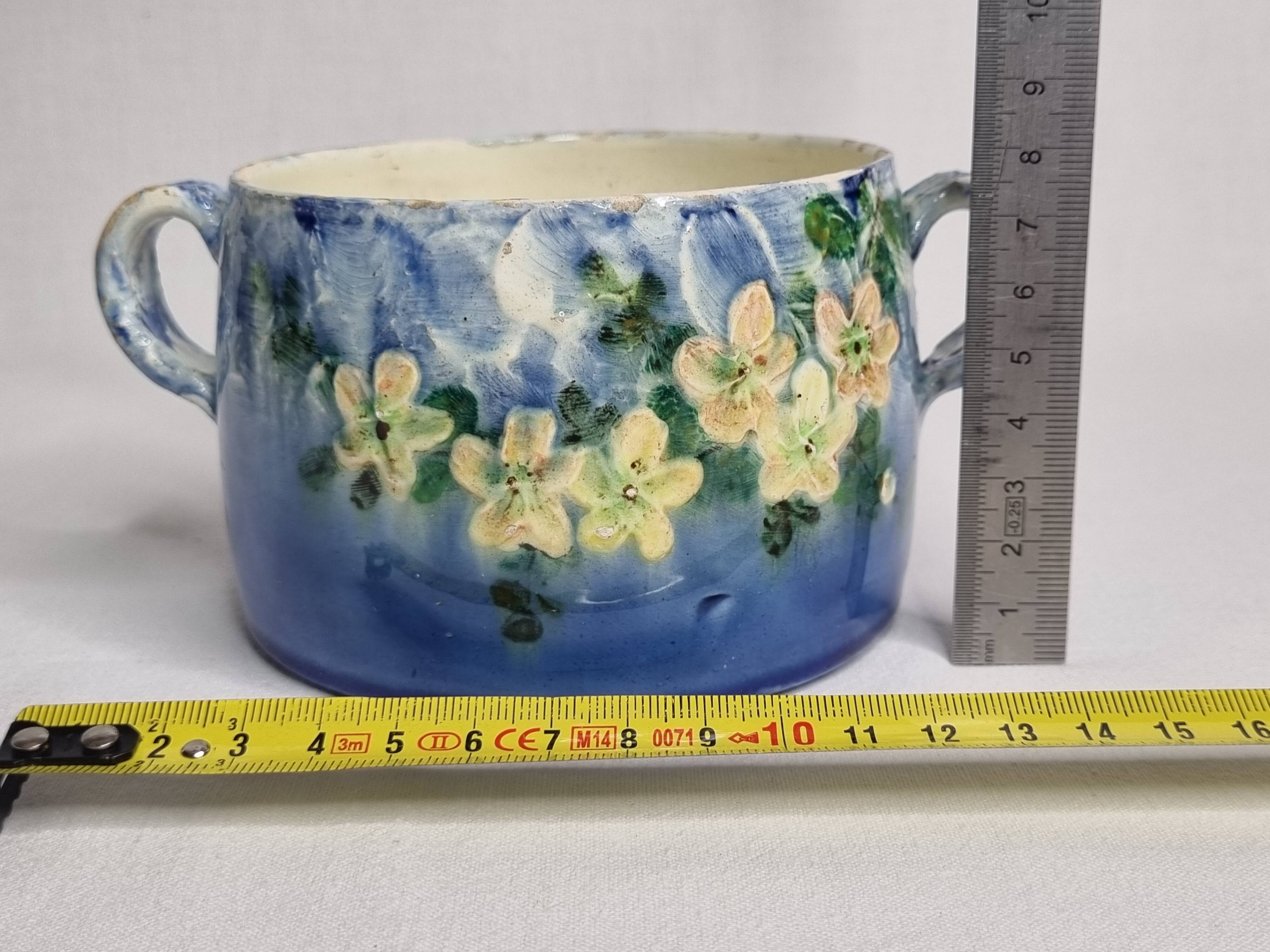 Small enamelled earthenware planter signed Jérôme Massier 19th century 10.5 cm