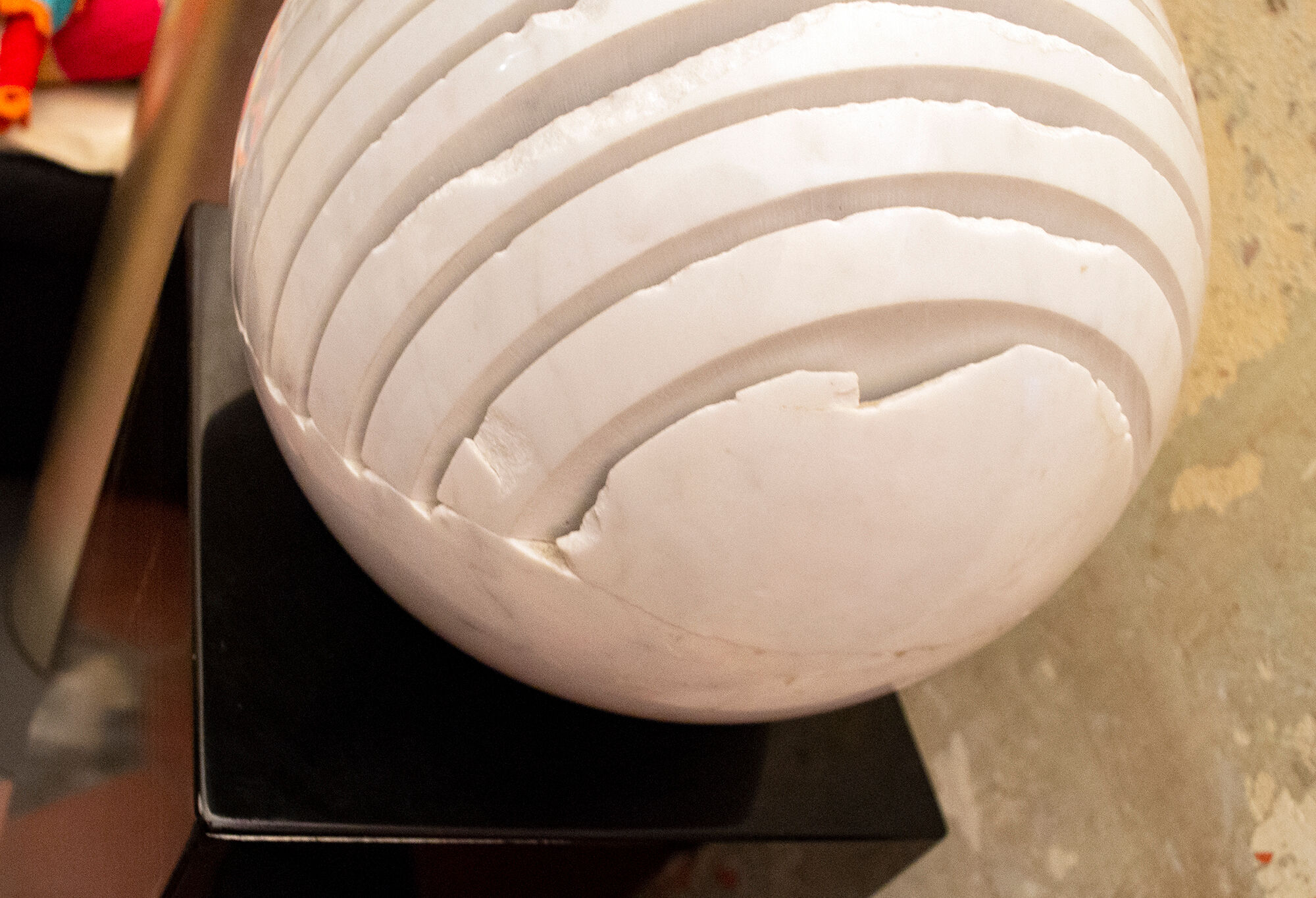 Lamp-sculpture produces the sound harp Model Harp by Alfredo Pizzo Greco for Zanotta Anni'70