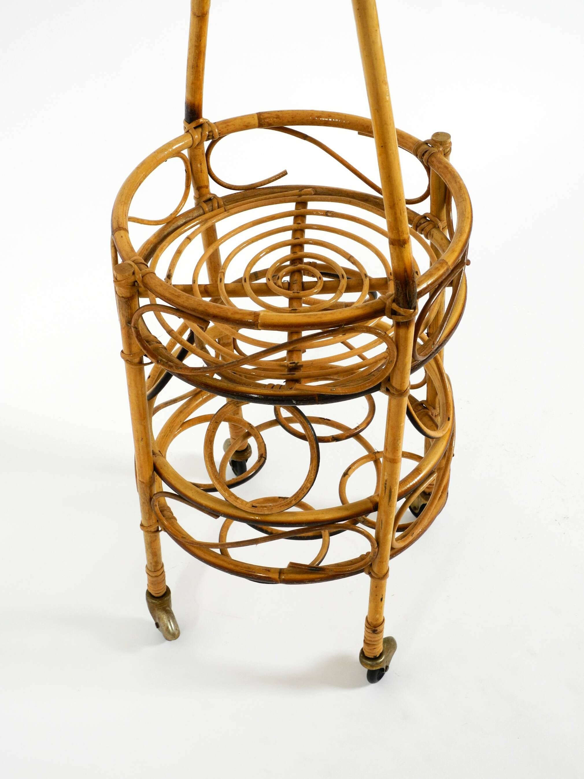 Italian Mid Century bar and serving trolley made of bamboo with wheels