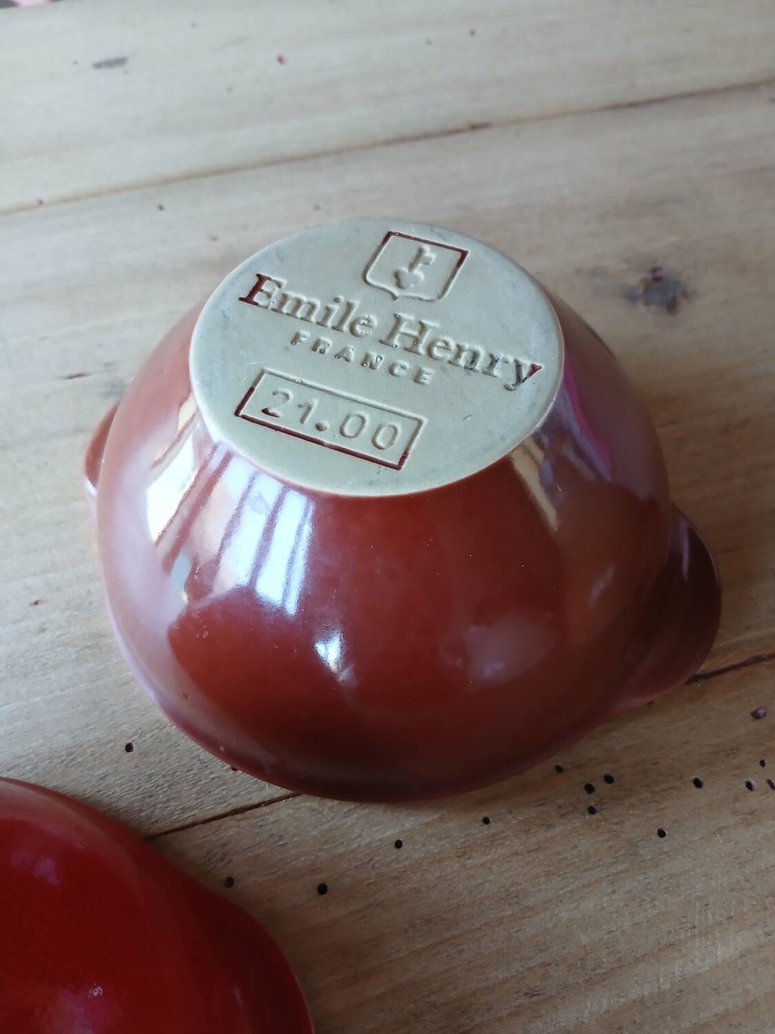 5 old Émile Henry bowls