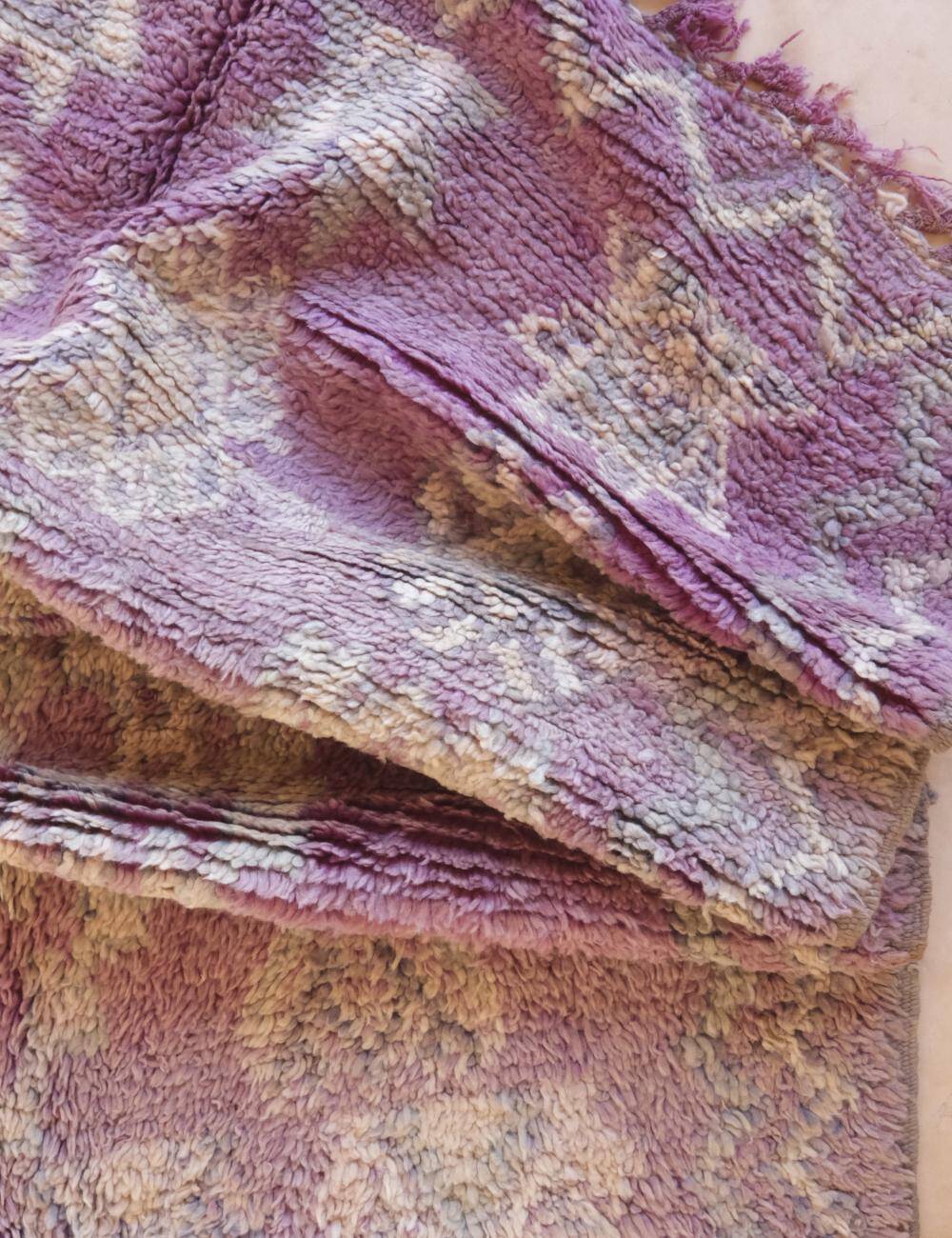 Vintage Purple Lavender Rug - 267 x 130 cm