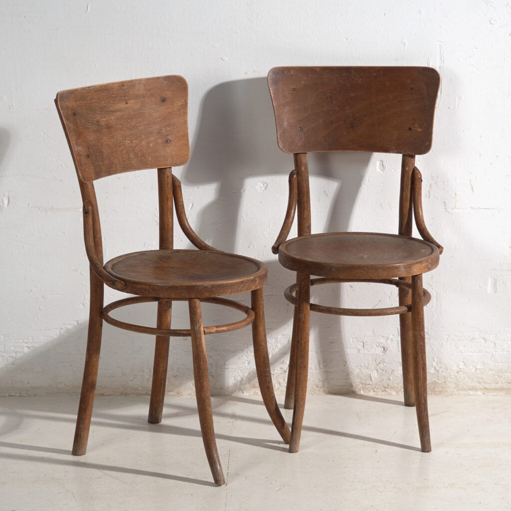 Pair of antique bentwood chairs in Thonet style – Central Europe, circa 1920