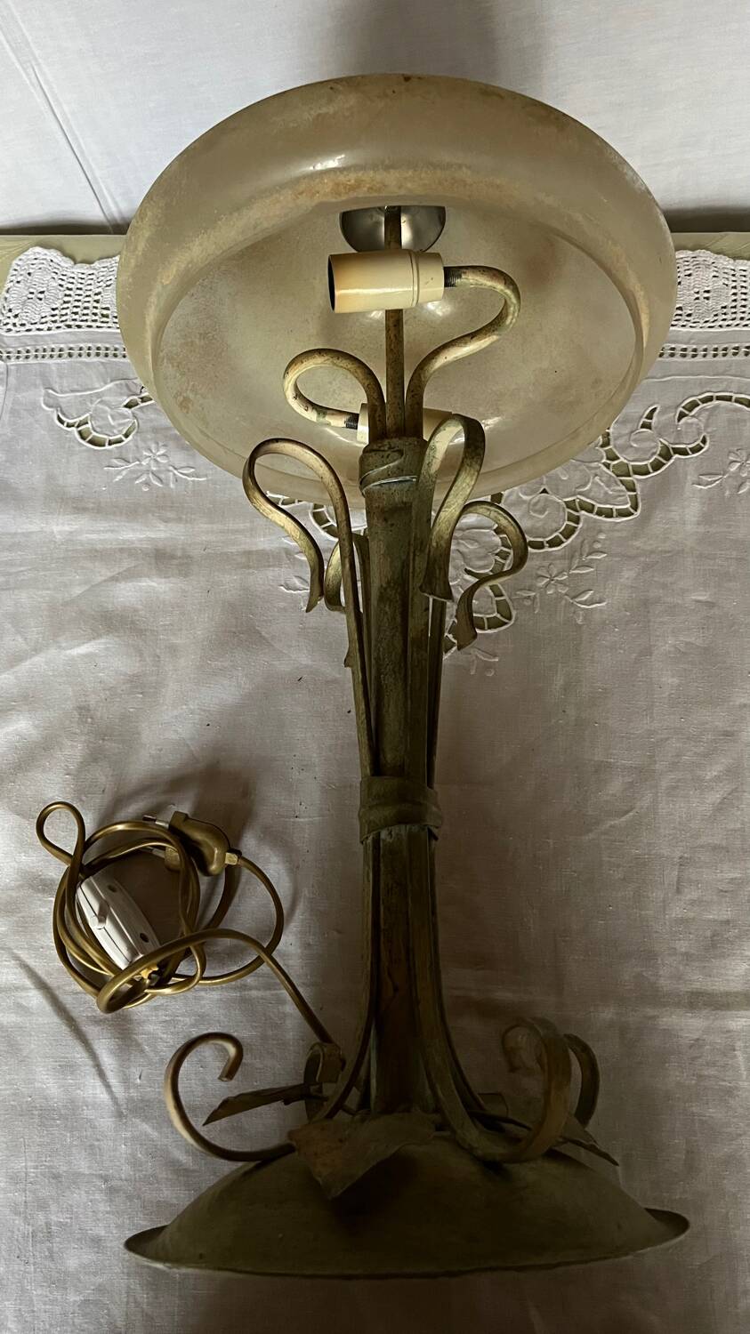 Vintage metal/glass mushroom table lamp