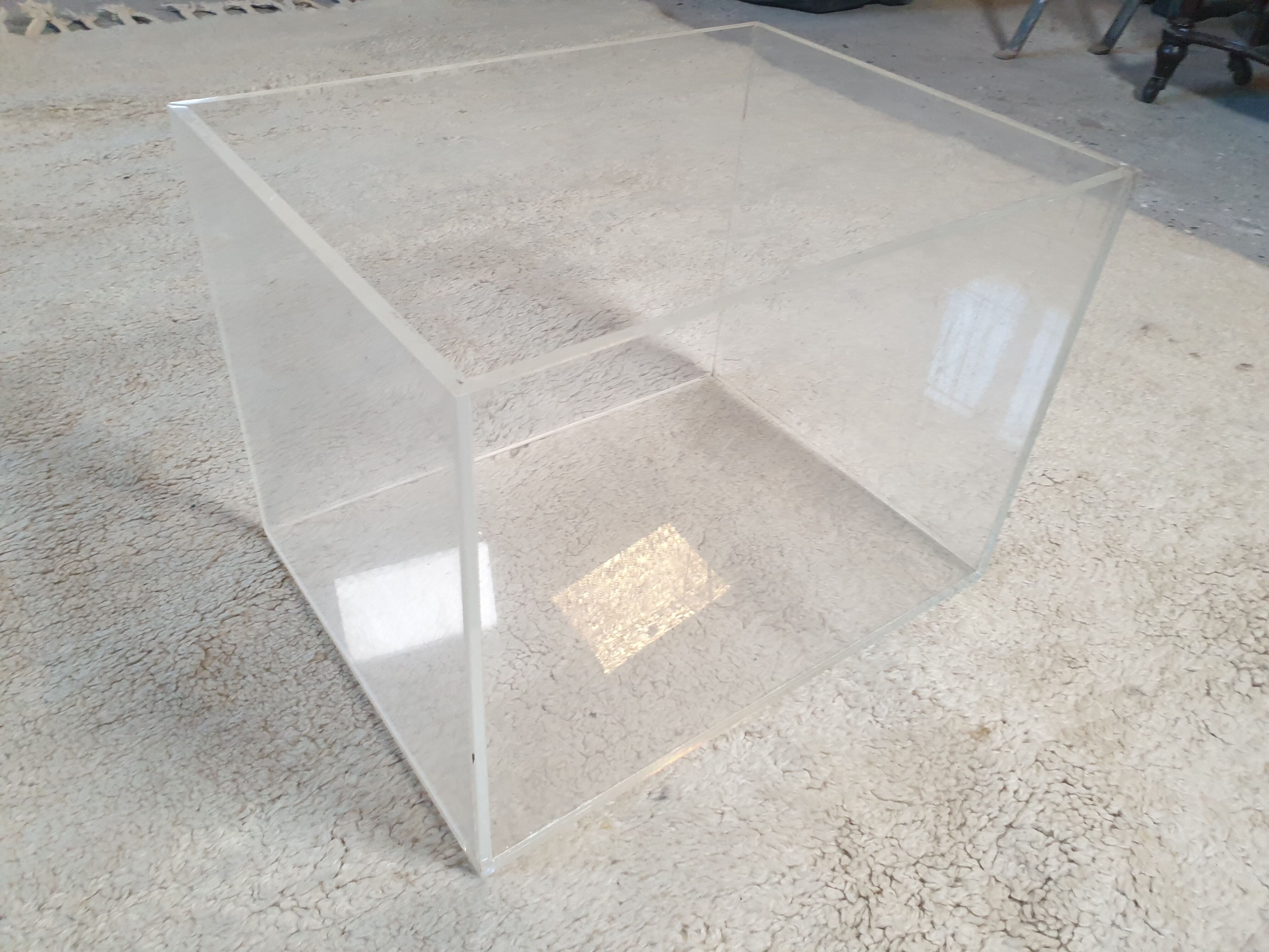 Storage cabinet on castor plexiglas David Lange