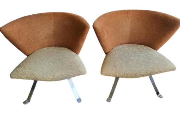 Giorgio Saporiti Post Modern Jada Slipper Chairs, very rare two-tone model, 1970s