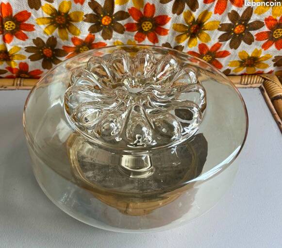 Plafonnier RZB ou applique verre ambré cœur marguerite vintage