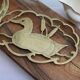 Golden table mat