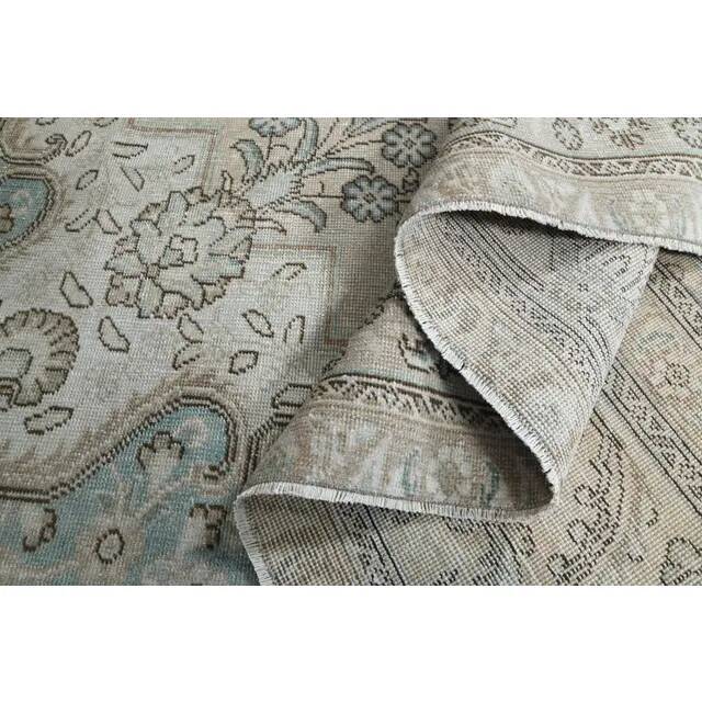 Tapis d'aire vintage persan fait main en laine et coton beige des années 1970 285x362