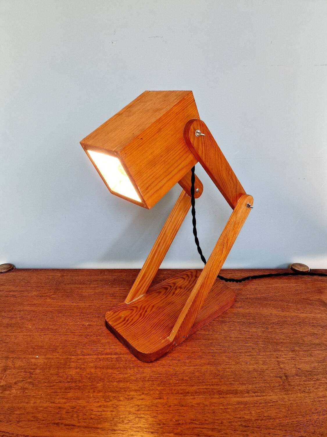 Articulated wooden desk lamp, 1960s-70s