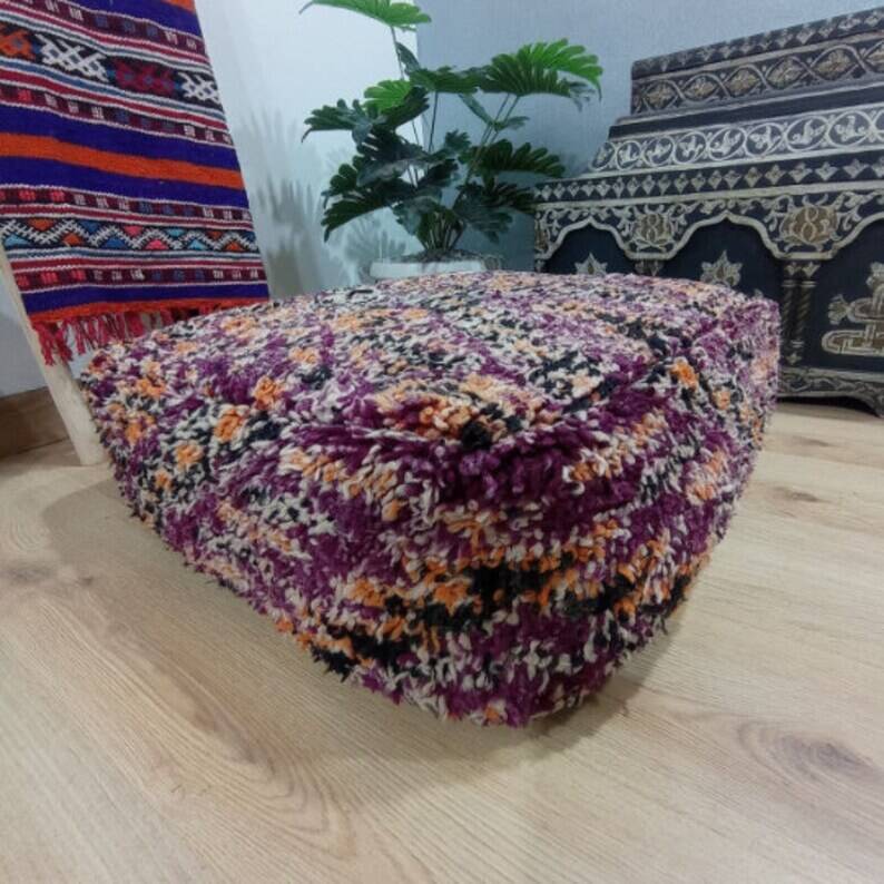 Handmade Berber pouf in wool 60 X 60 X 20 CM