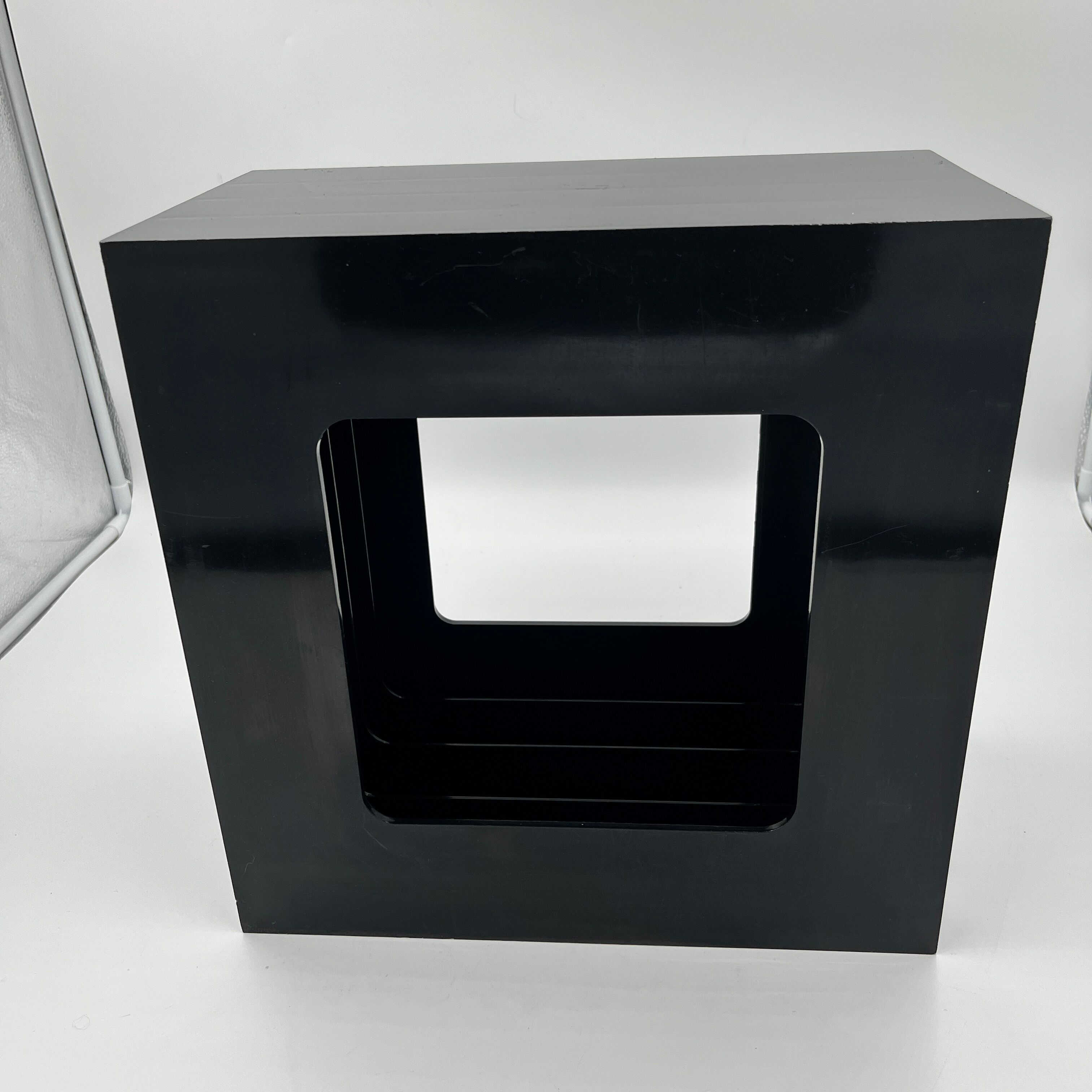 Wittner black vinyl holder