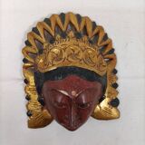 Traditional women's mask - Wood and gold paint