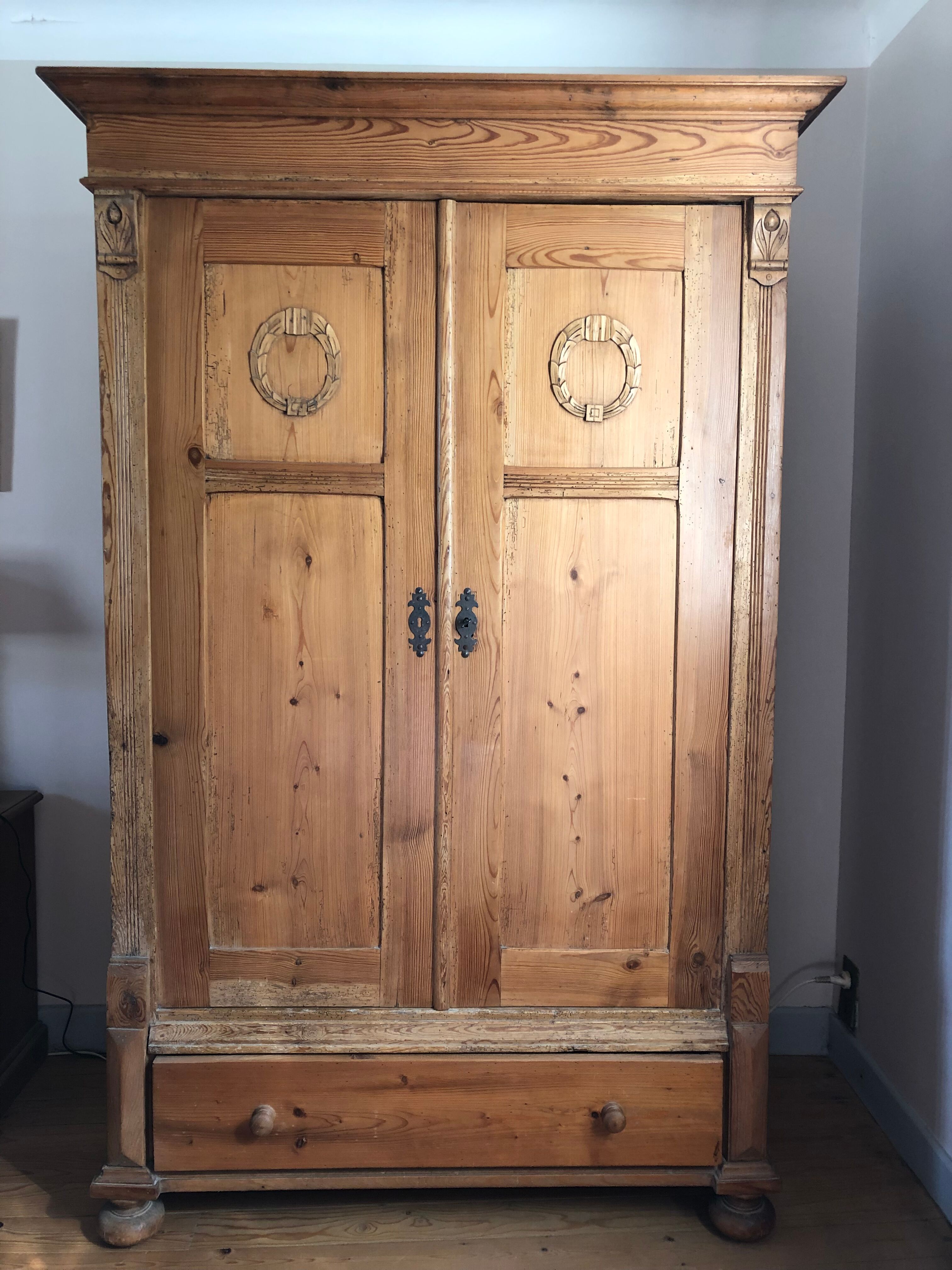 Armoire style anglais Selency