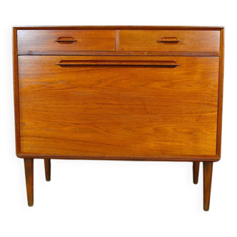 Danish Teak Bar Cabinet by Ejvind Johansson, Gern Mobelfabrik Edition, 1960