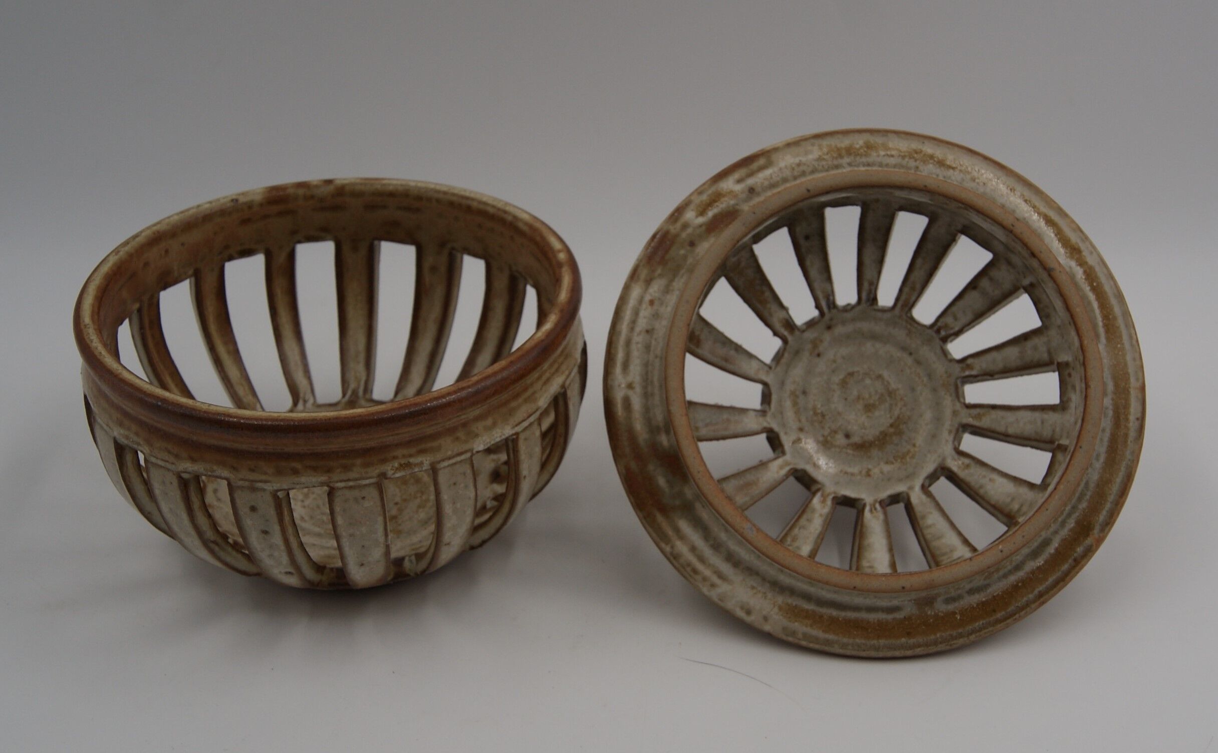 Pot pourri sandstone J.P Prudhomme vintage