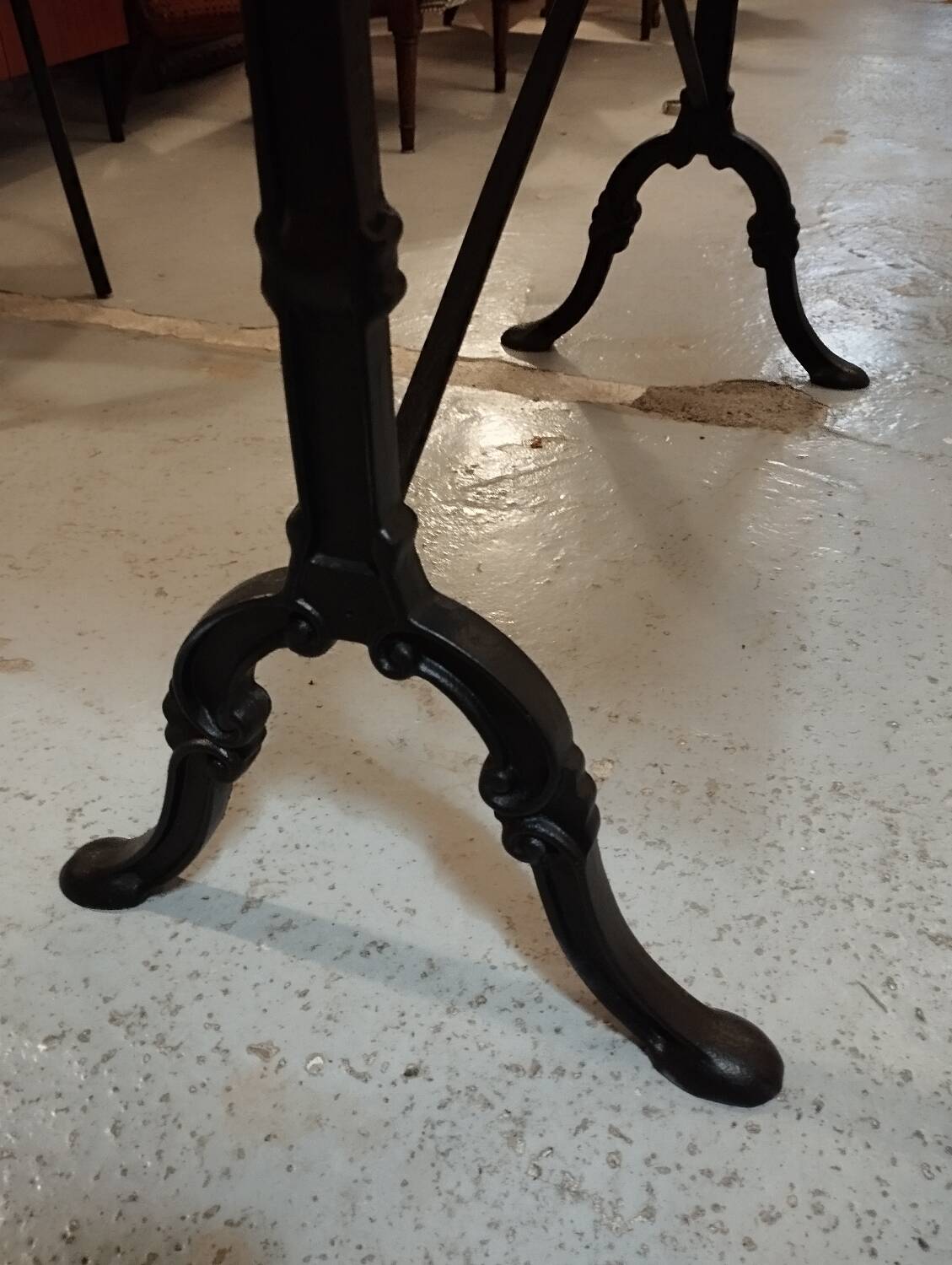 Bistro table