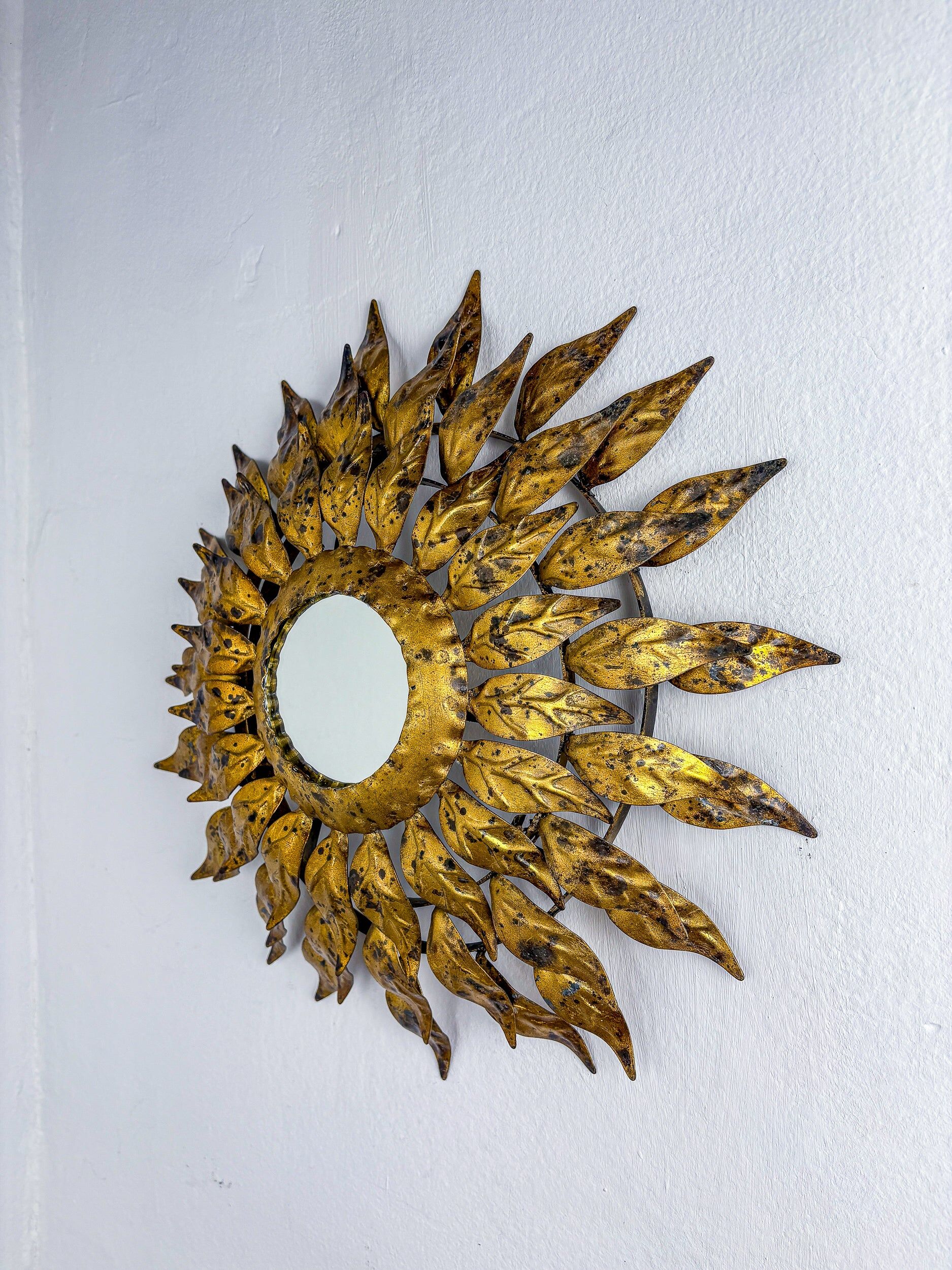Sunburst wall mirror light – gilt metal, France 1960s