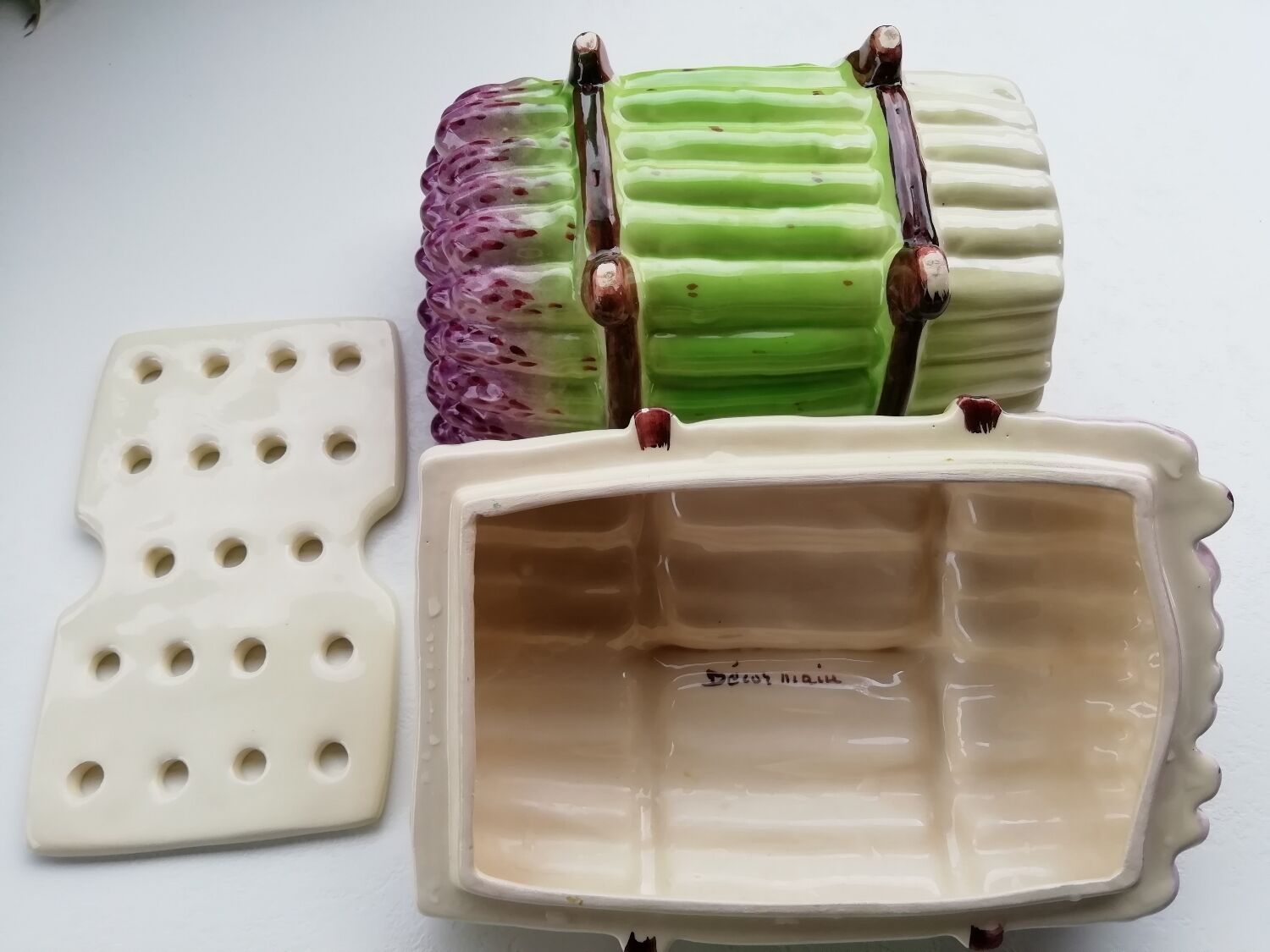 Asparagus barbotine dish