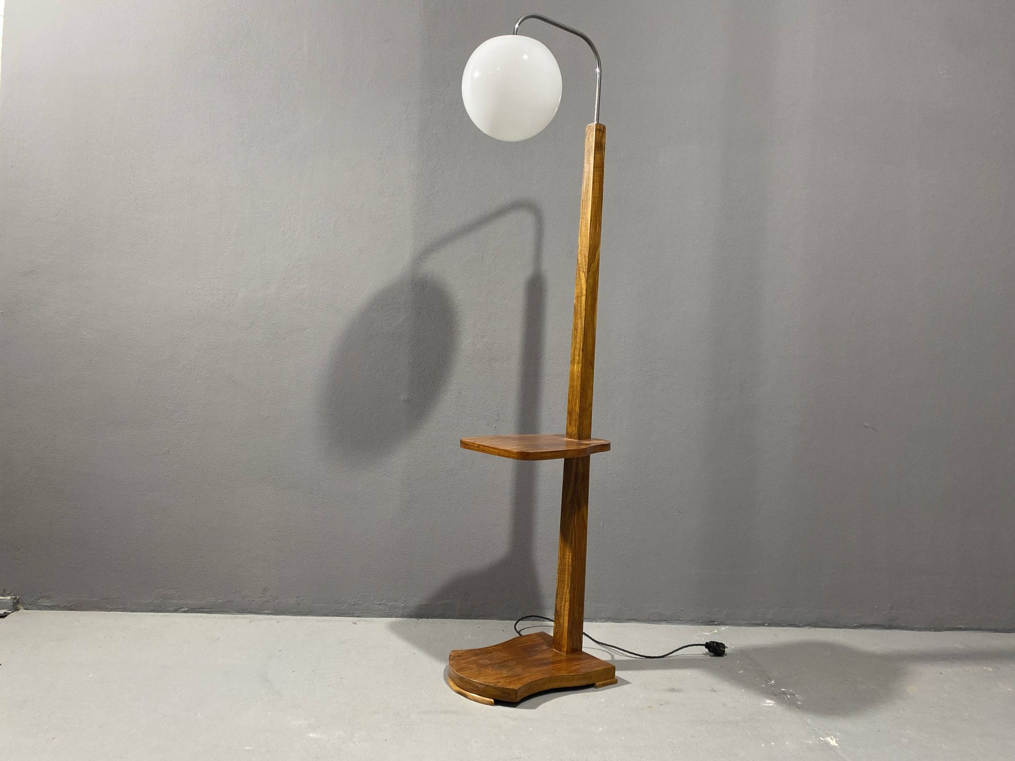 Lampe de sol art déco, années 1930, Tchécoslovaquie