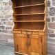 Vaisselier rustique régional vintage en sapin