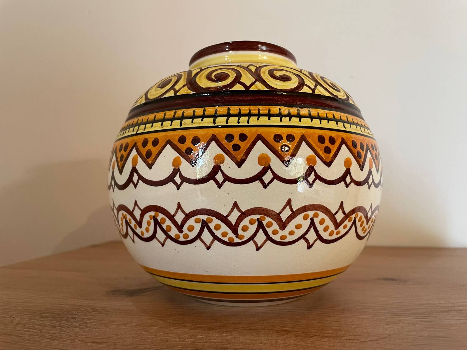 Henriot Quimper ball vase