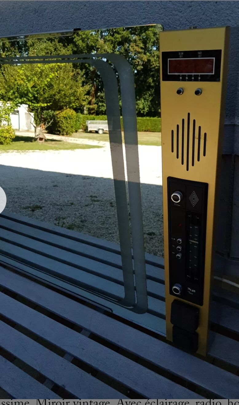 Vintage radio light mirror
